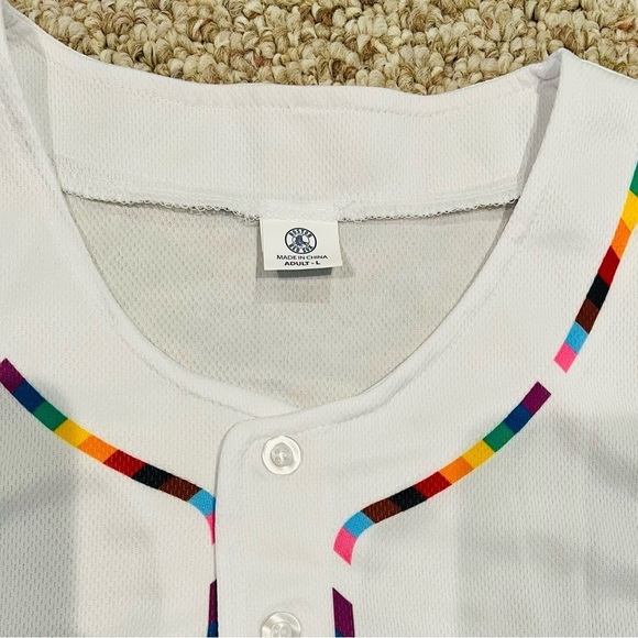 Boston Red Sox Pride Celebration Night Jersey- Size Large NWOT - Picture 5 of 6